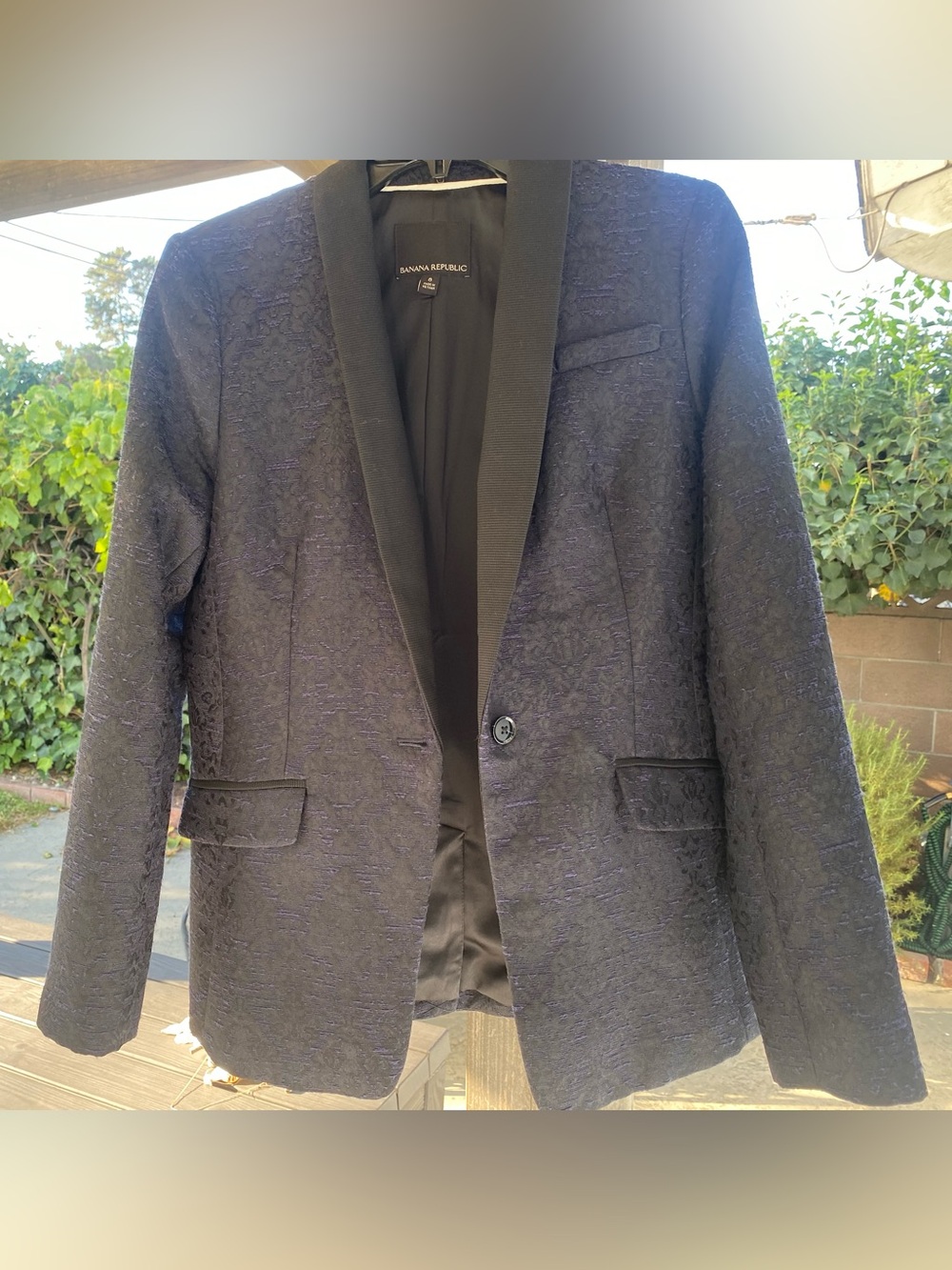 Banana Republic Dark Navy Textured Tuxedo Style Blazer with Black Shawl Collar